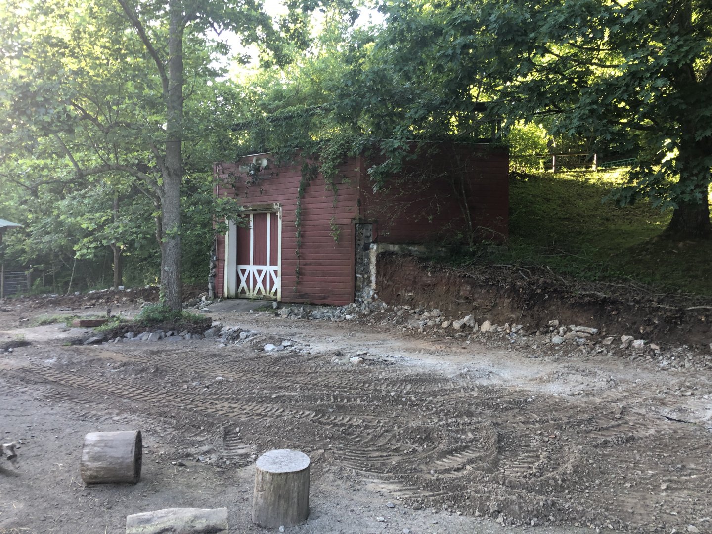 Demo of old Elephant House