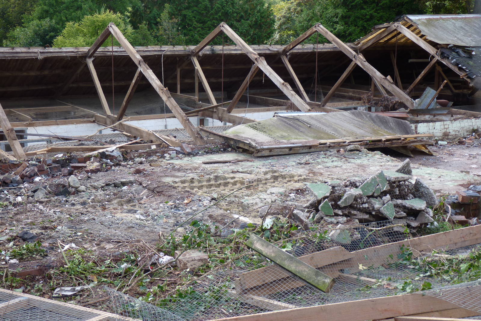 Demolition of Small Mammal House, October 2013