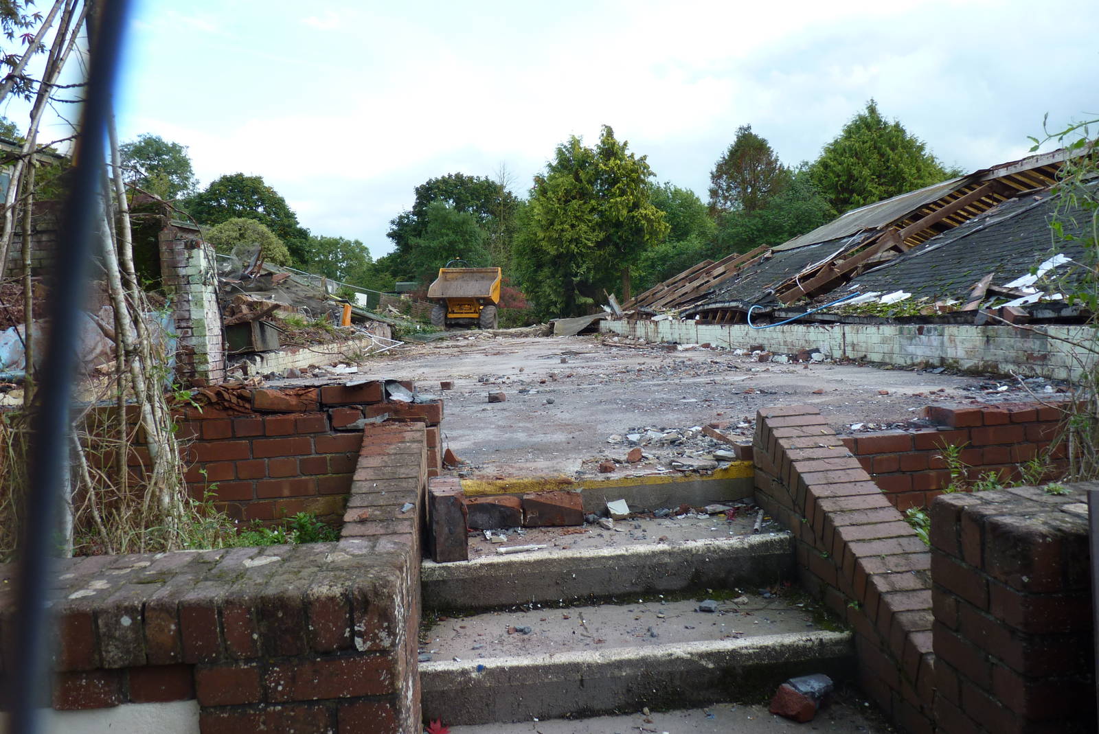 Demolition of Small Mammal House, October 2013