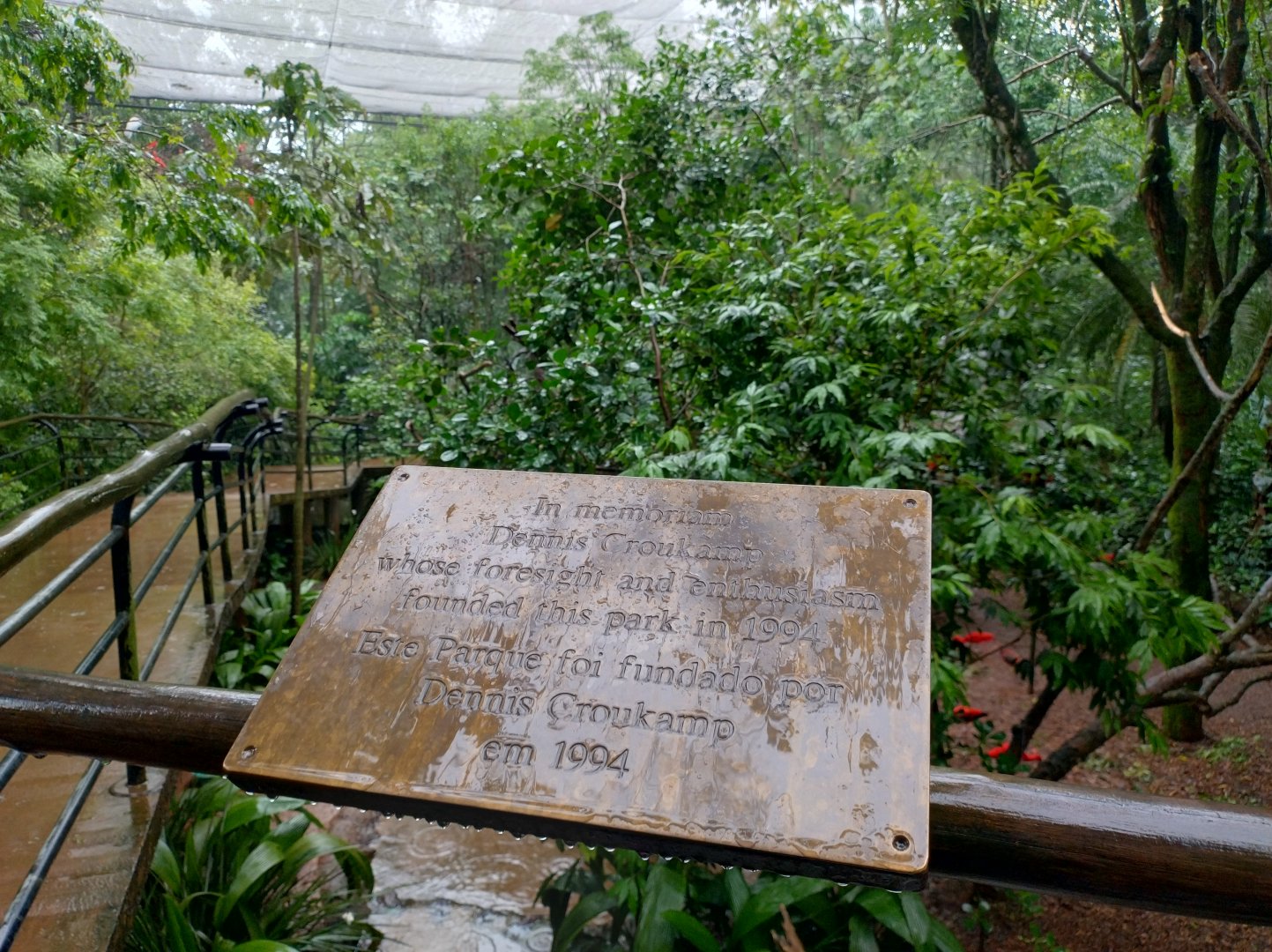 Dennis Croukamp memorial - Parque das Aves