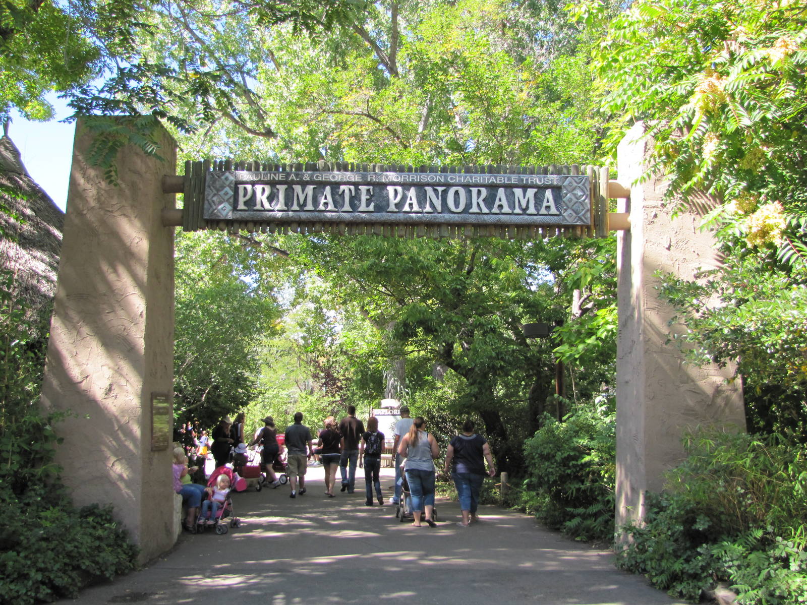 Denver Zoo 2010 - Entrance to Primate Panorama