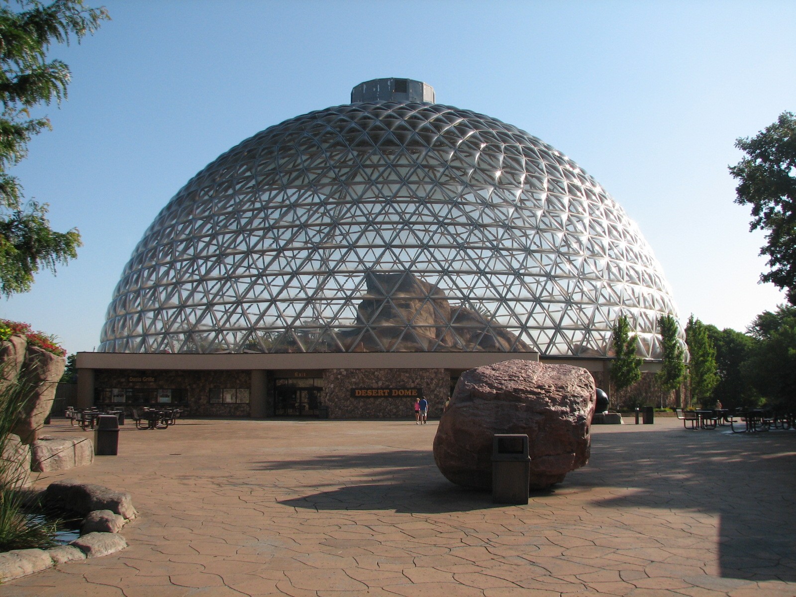 Desert Dome - Exterior