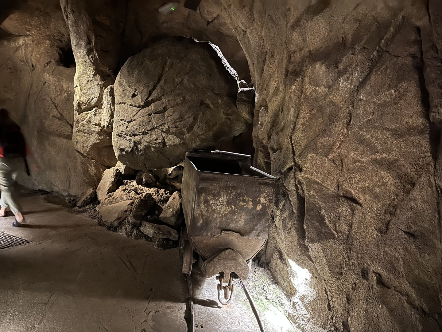 Desert- Example of theming 6.7.23