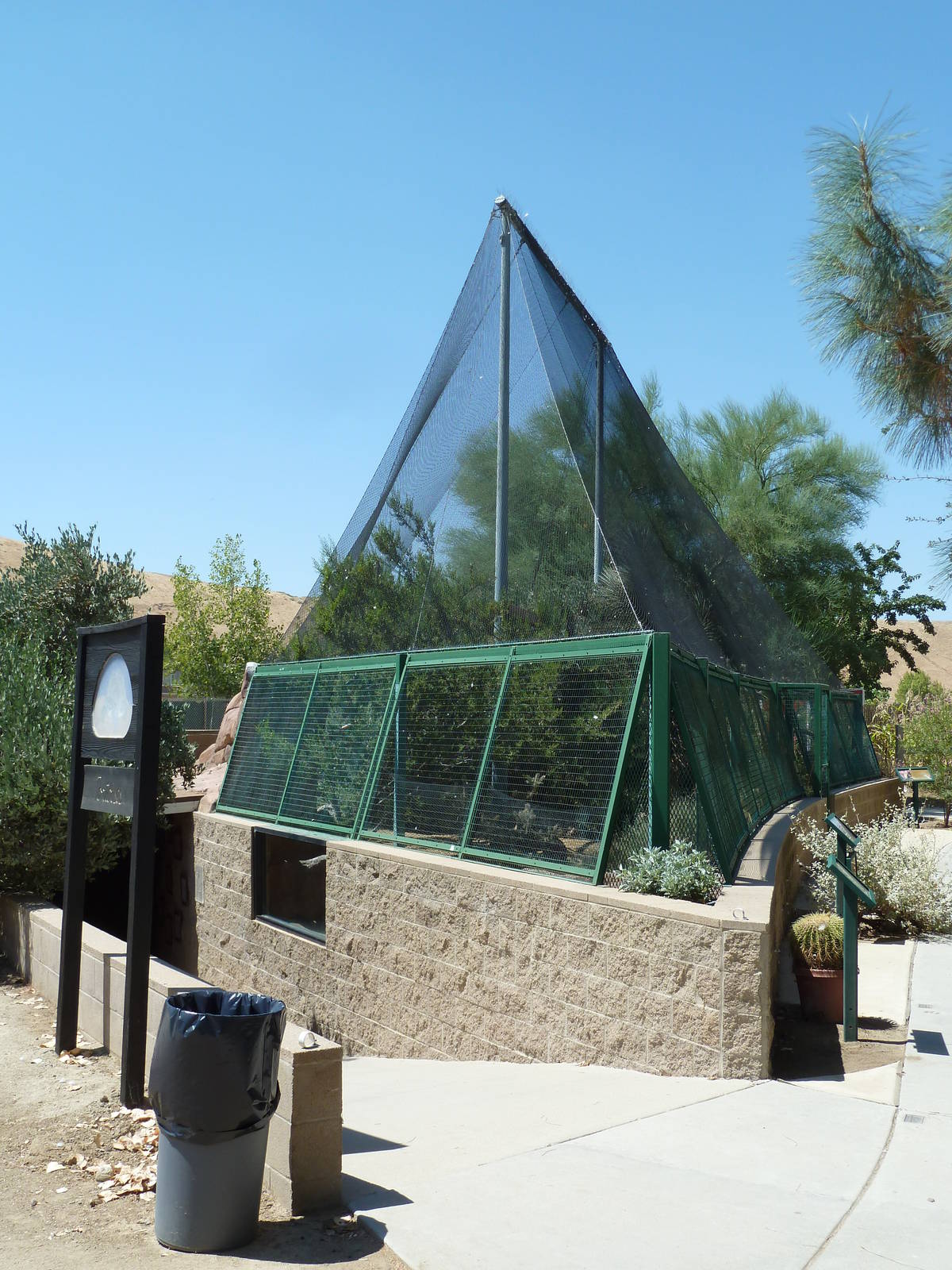 Desert Habitat (4 Species)