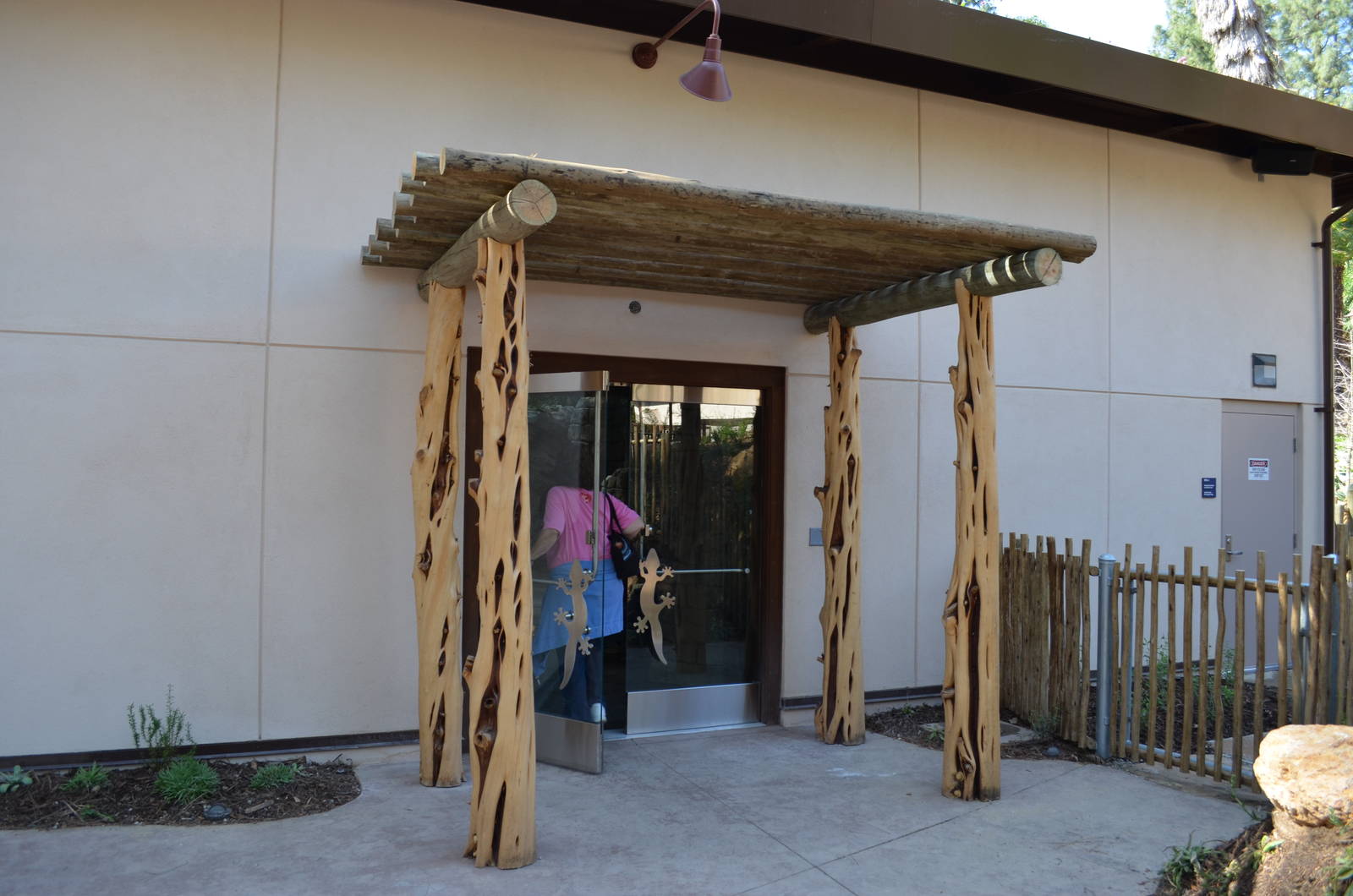 DESERT LAIR ENTRANCE