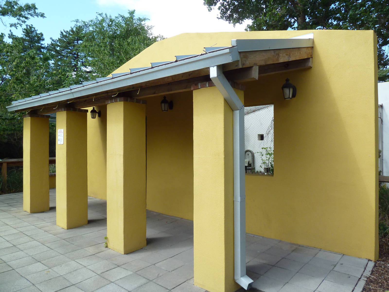 Destination Argentina Walk-Through Aviary (6 Species)