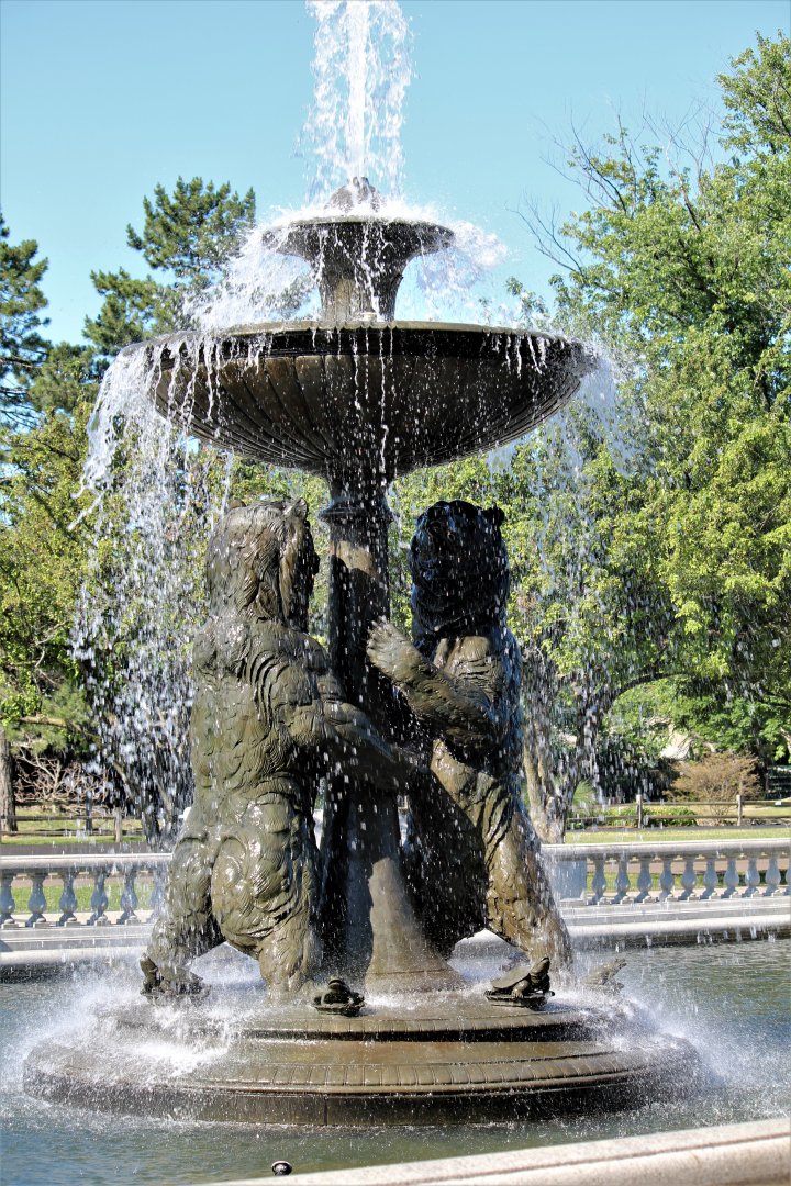 Detroit Zoo - Rackham Fountain - June, 2016