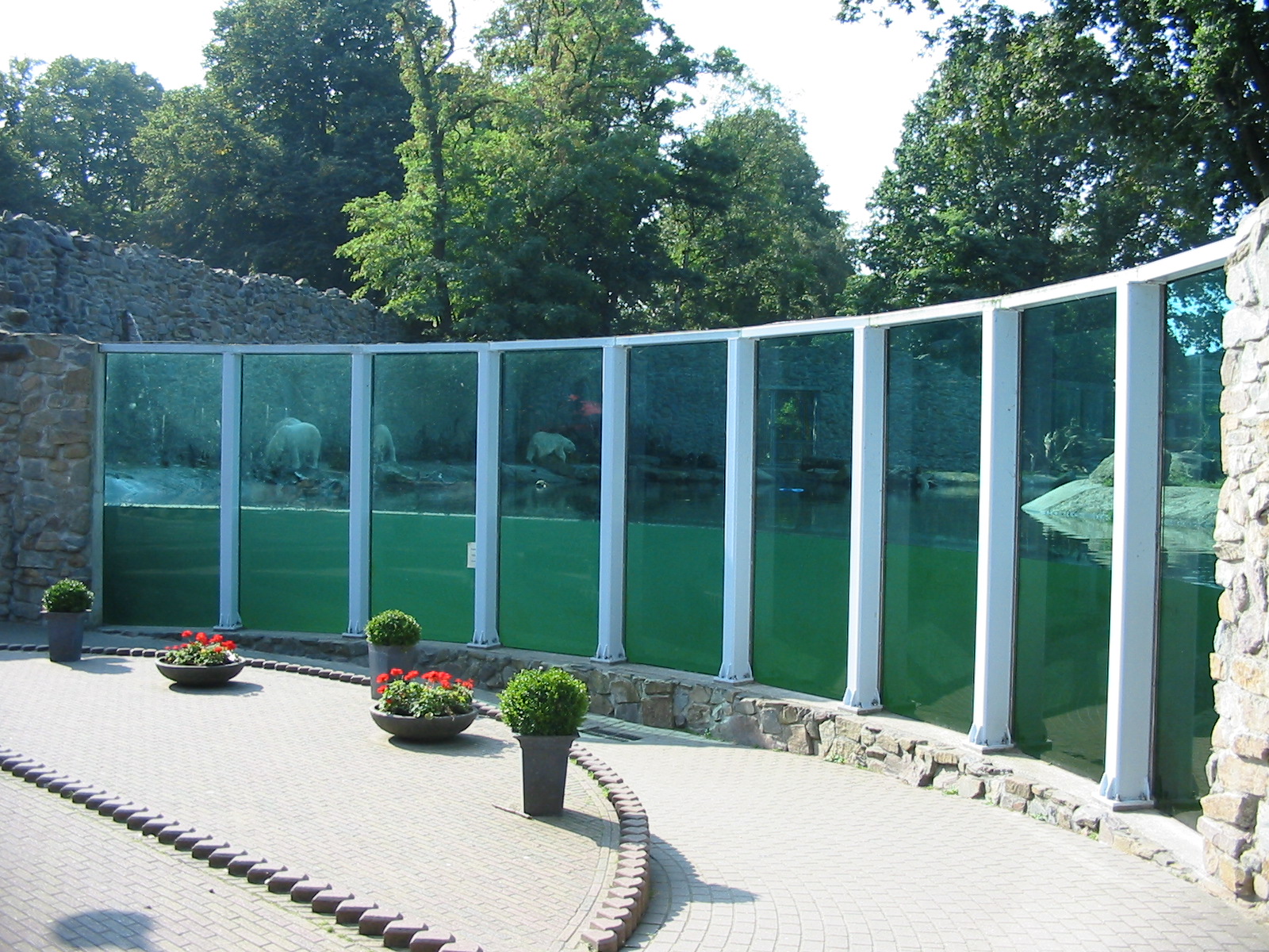 Dierenpark Rhenen 2004 - Front of the new Polar Bear exhibit