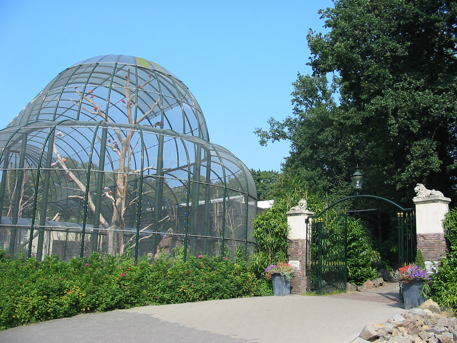 Dierenpark Rhenen 2004 - Large aviary