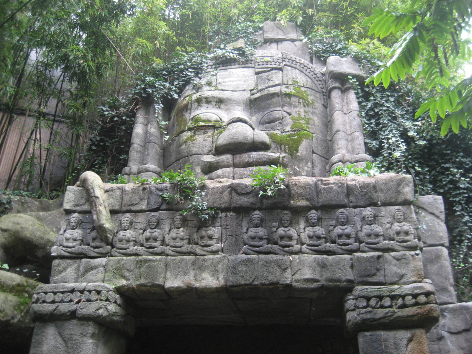 Diergaarde Blijdorp - Taman Indah house