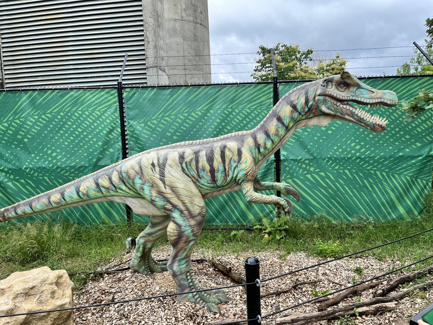 Dino Hideout - Baryonyx Animatronic