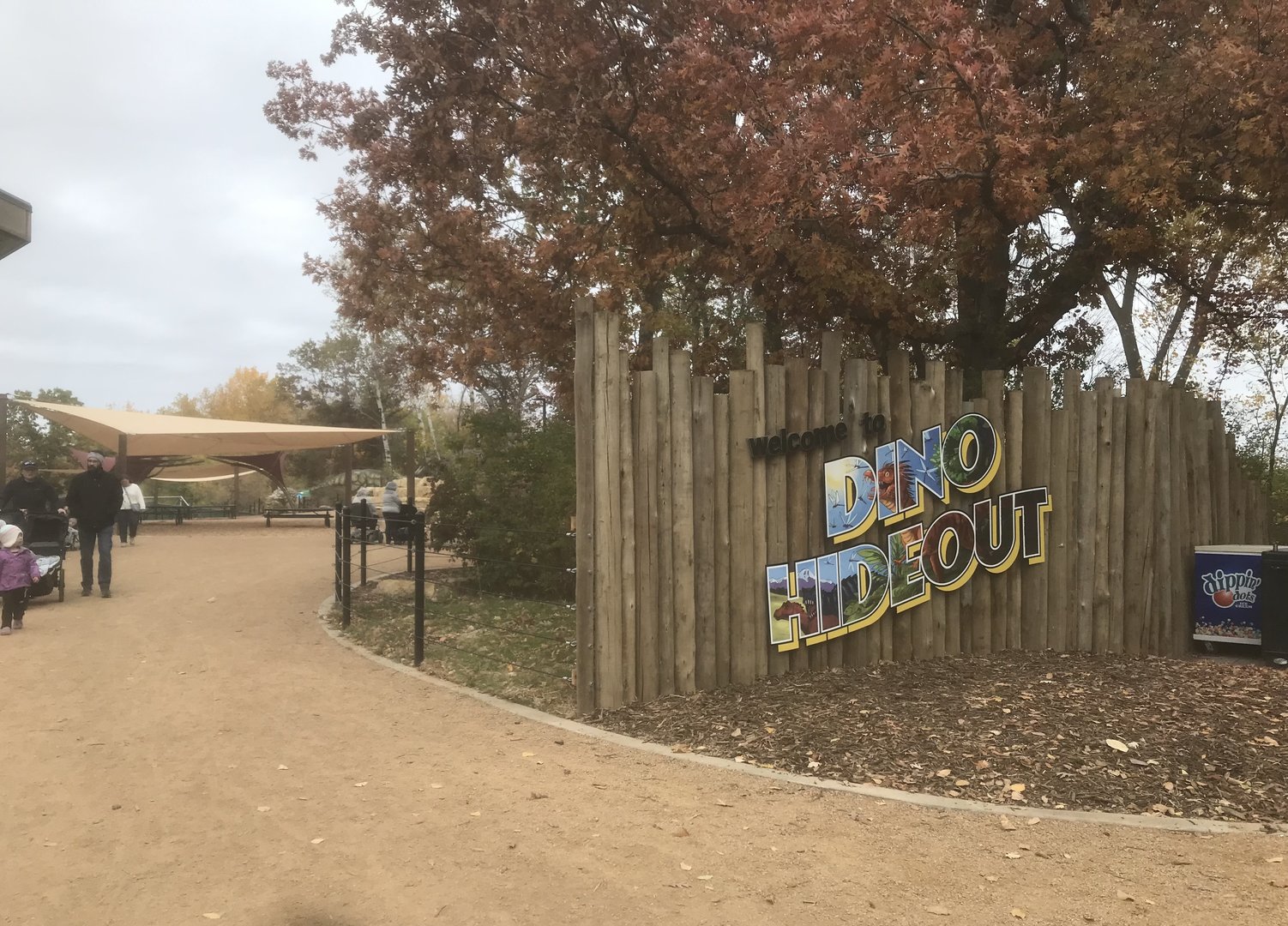 Dino Hideout - Entrance