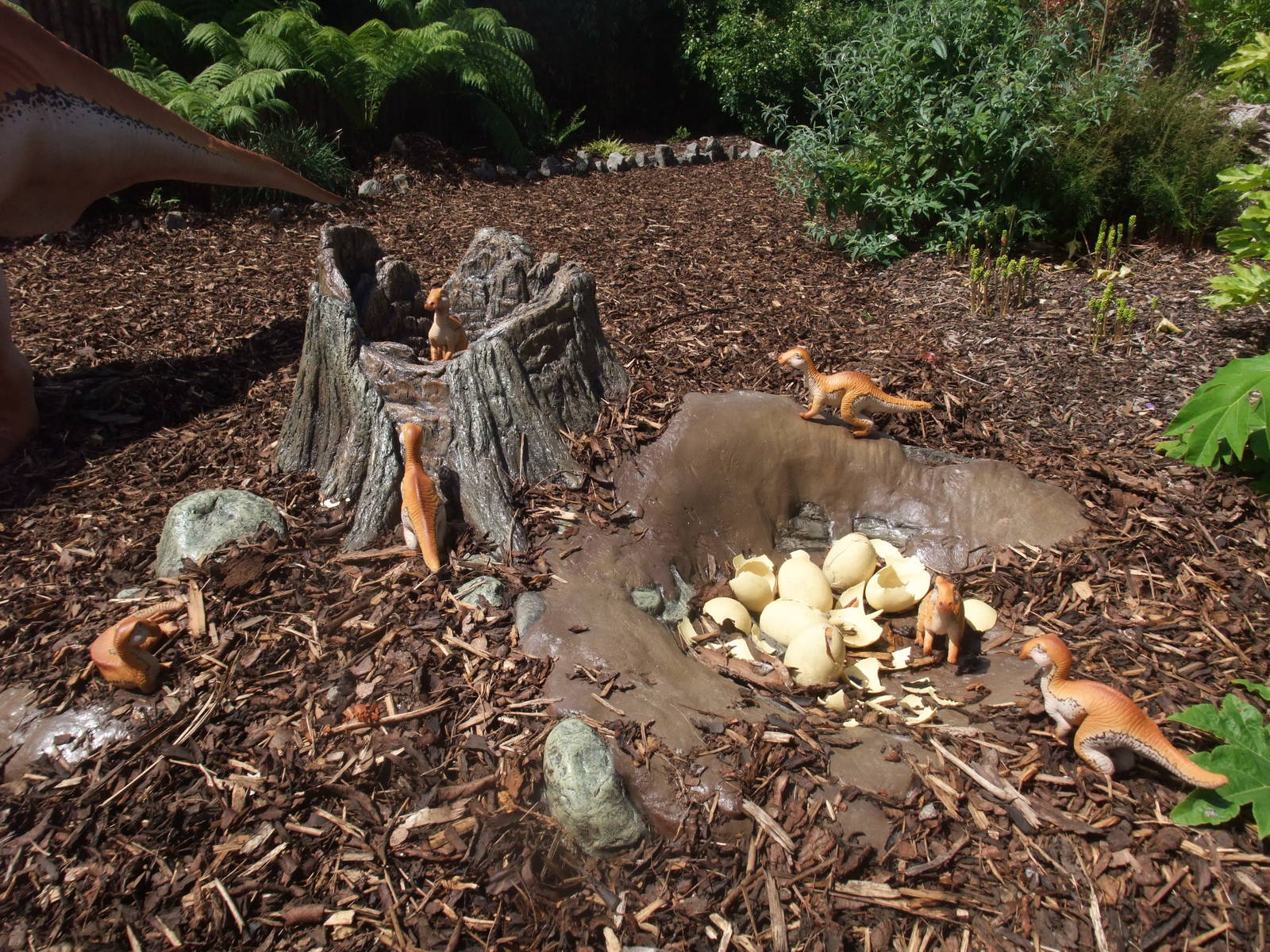 Dinosaurs at Large! - Chester, 16/07/11