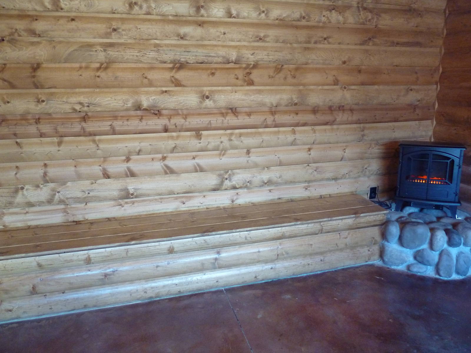 Discover Utah - North American River Otter Exhibit Viewing Area