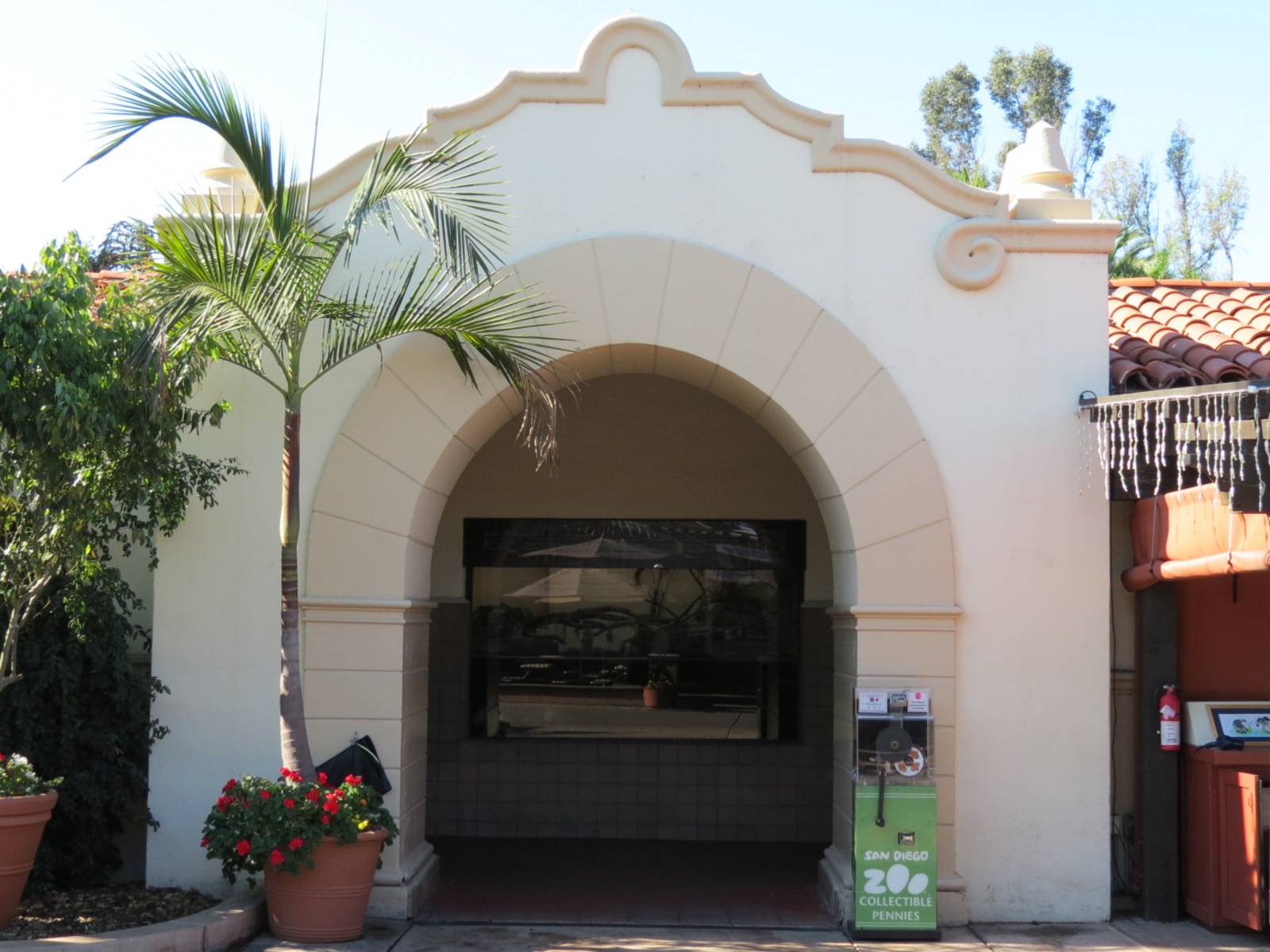 Discovery Outpost - Reptile House - Exterior