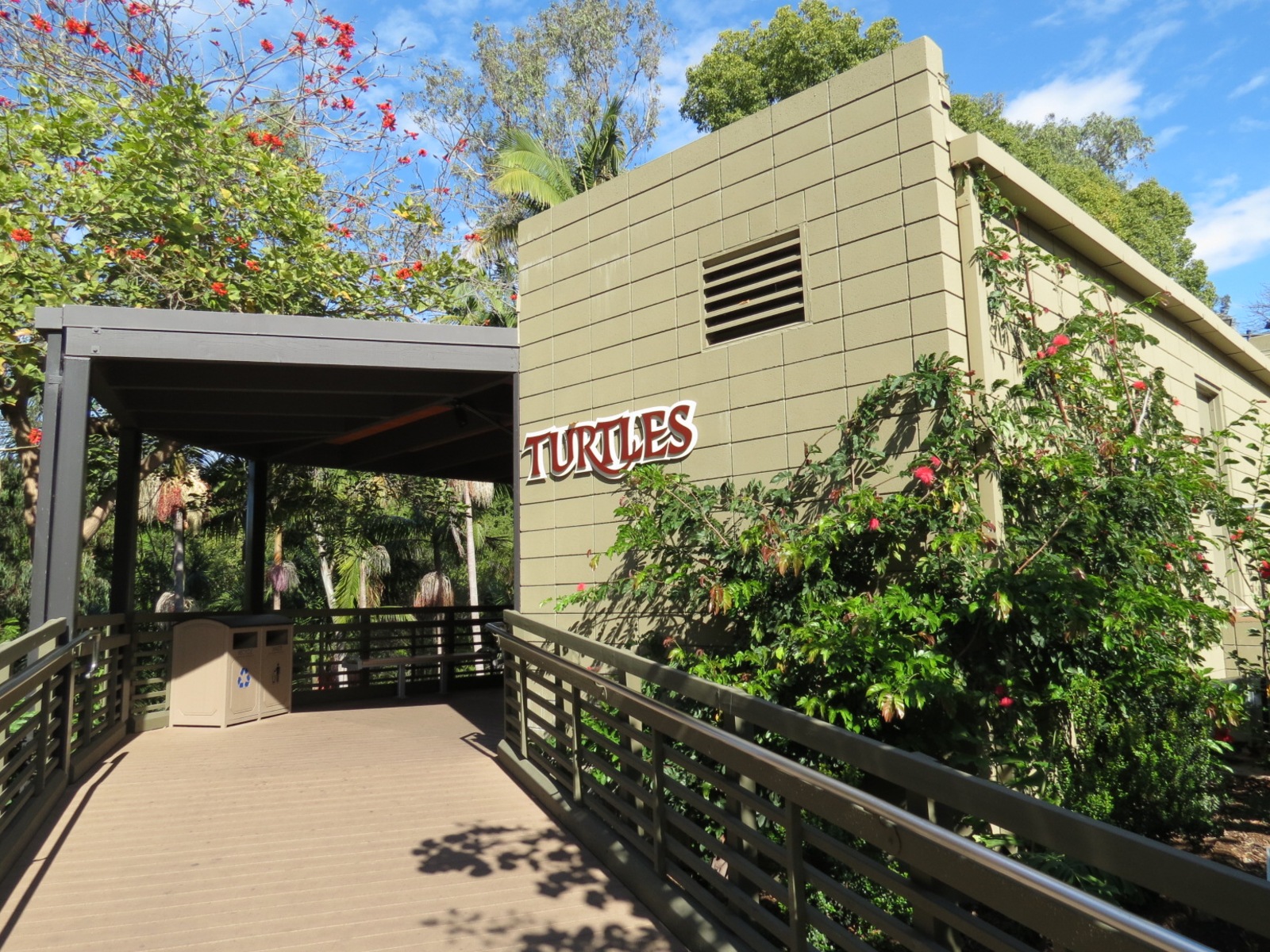 Discovery Outpost - Reptile Walk- Turtles Building Exterior