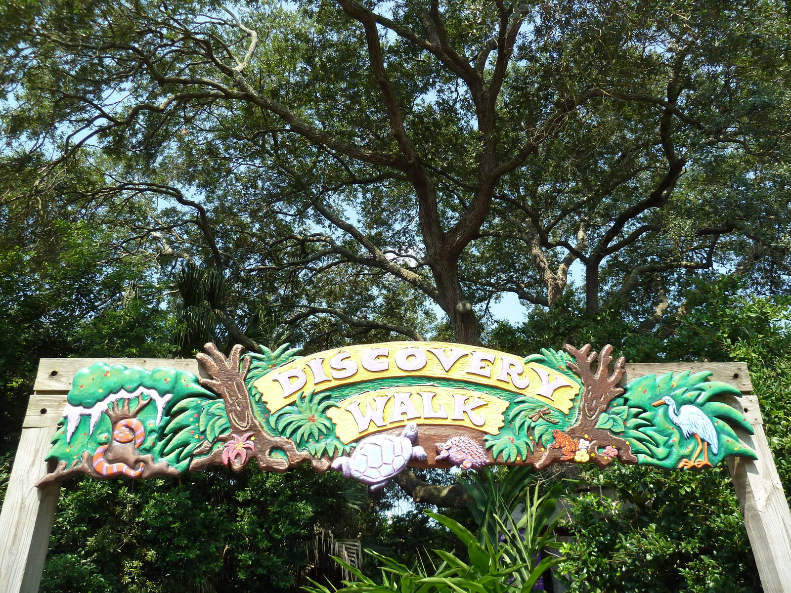 Discovery Walk - Entrance Sign