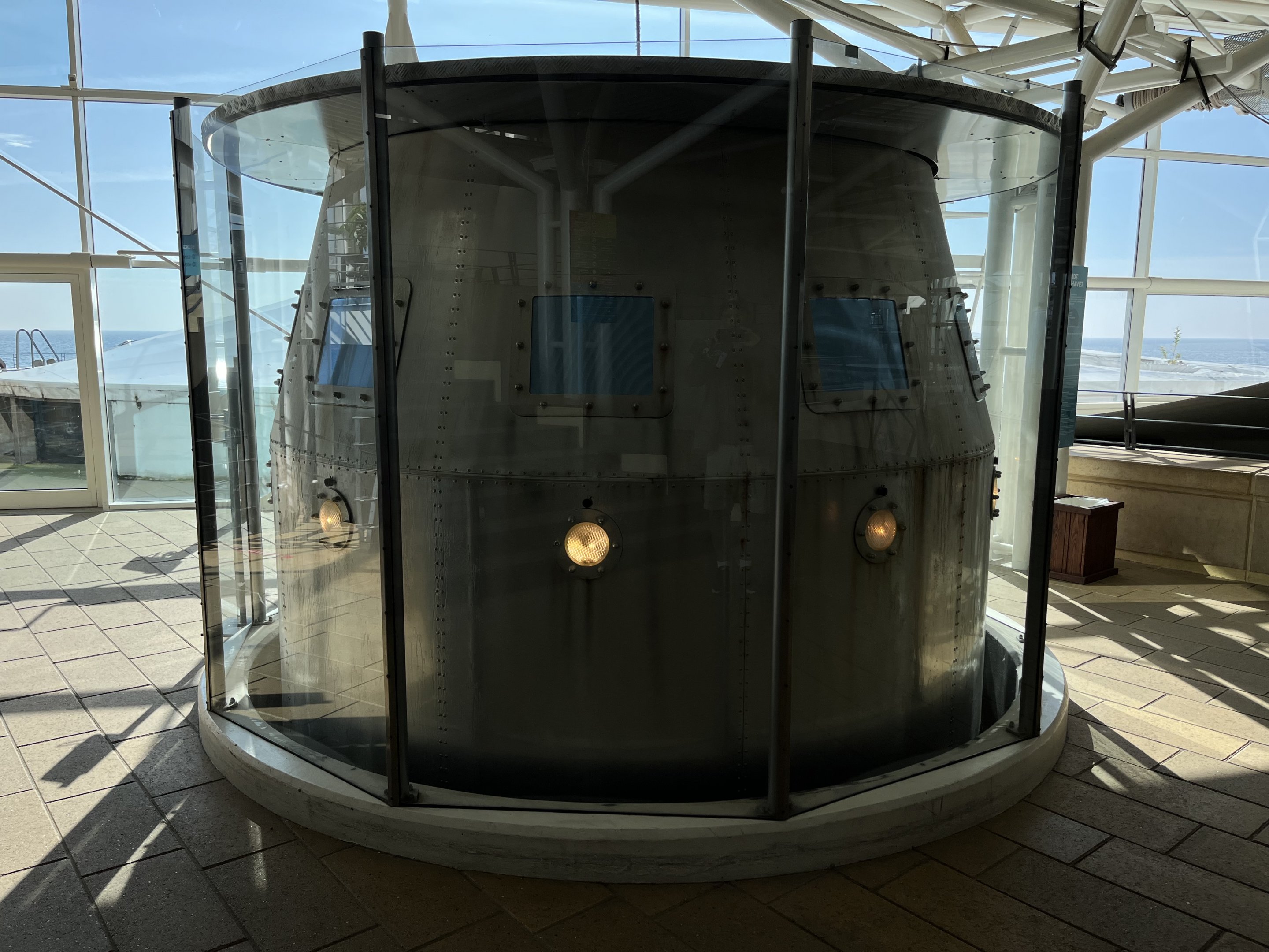 Diving Bell - exterior