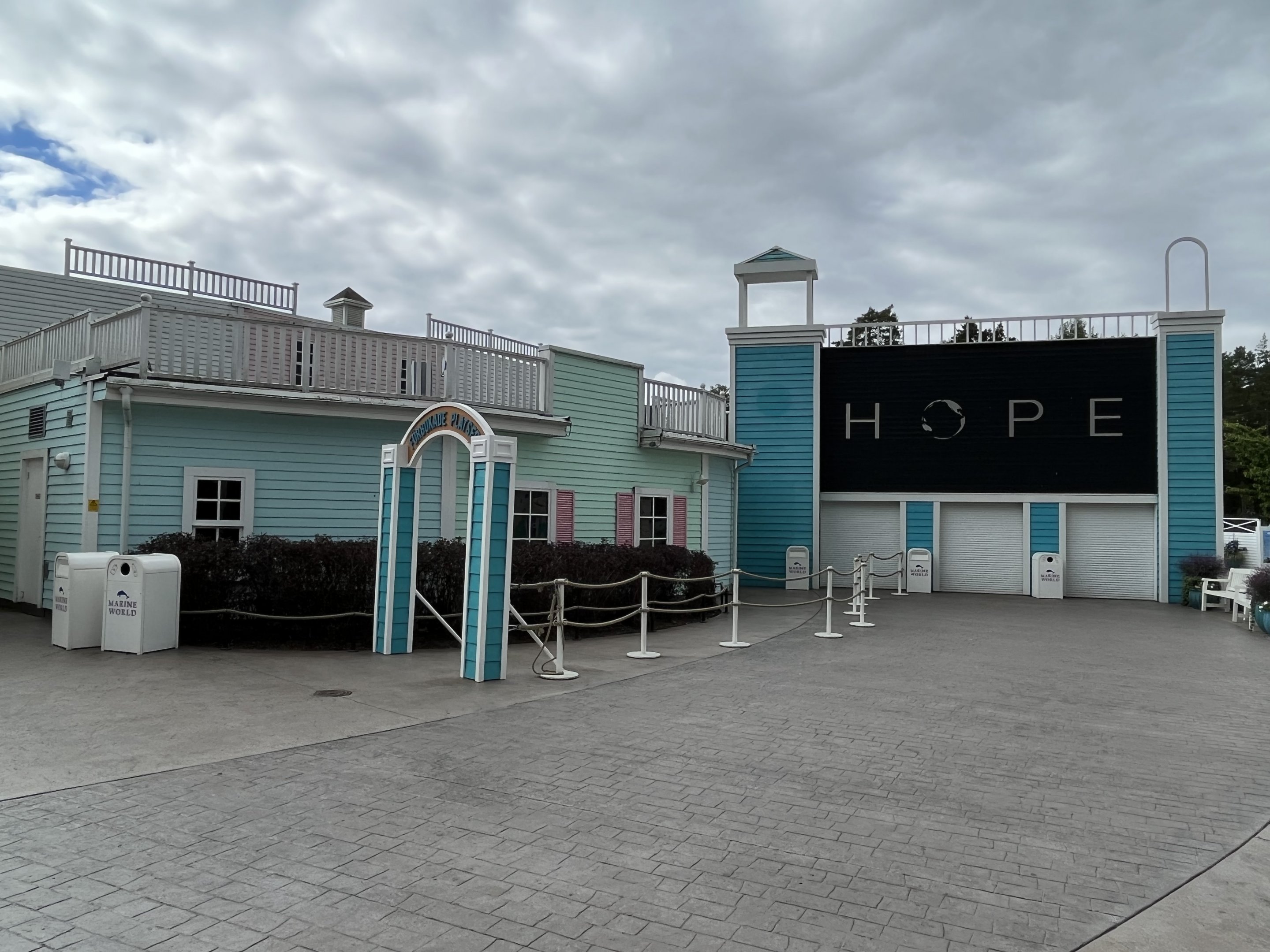 Dolphin Area - Marine World