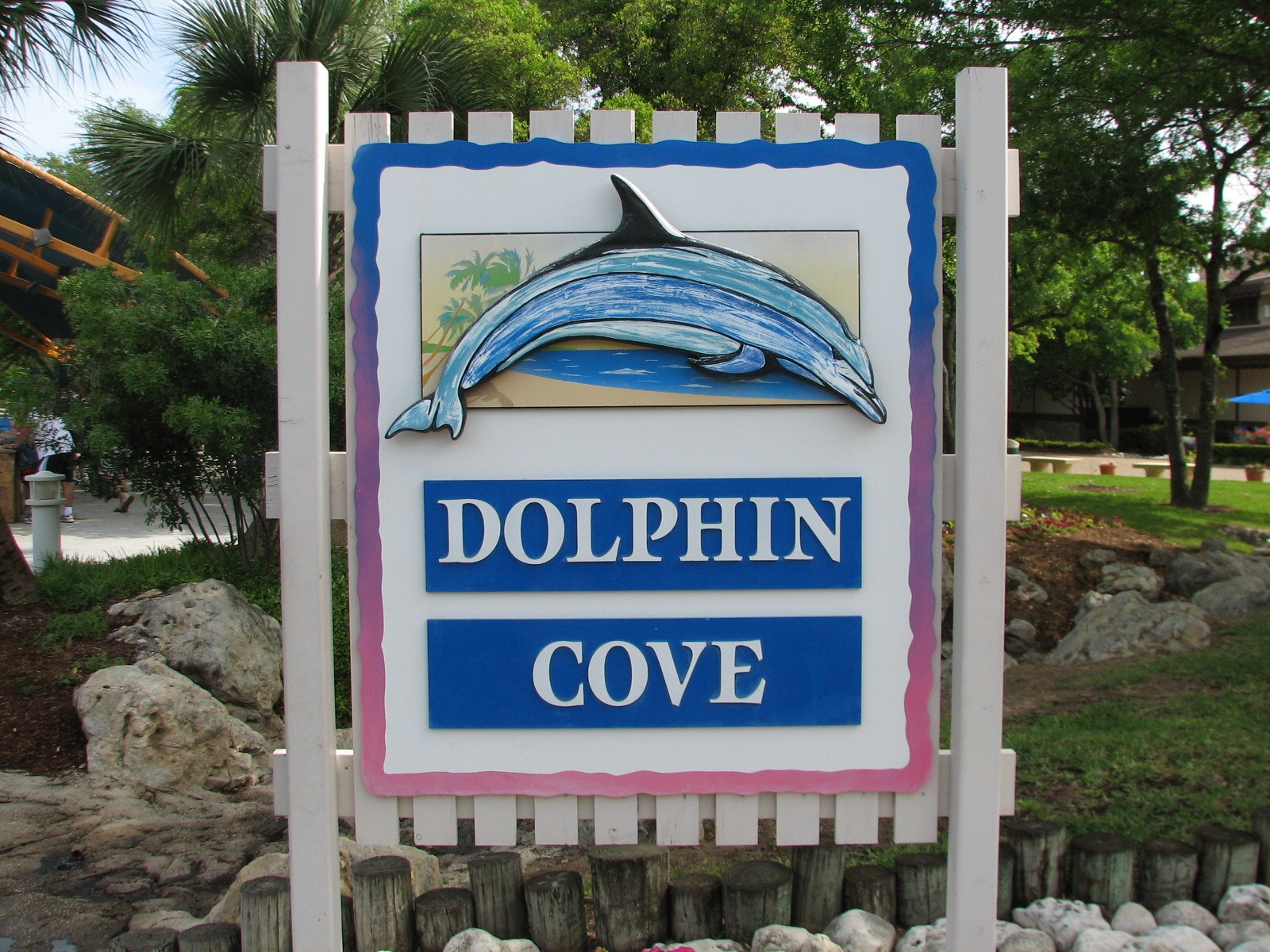 Dolphin Cove - Sign
