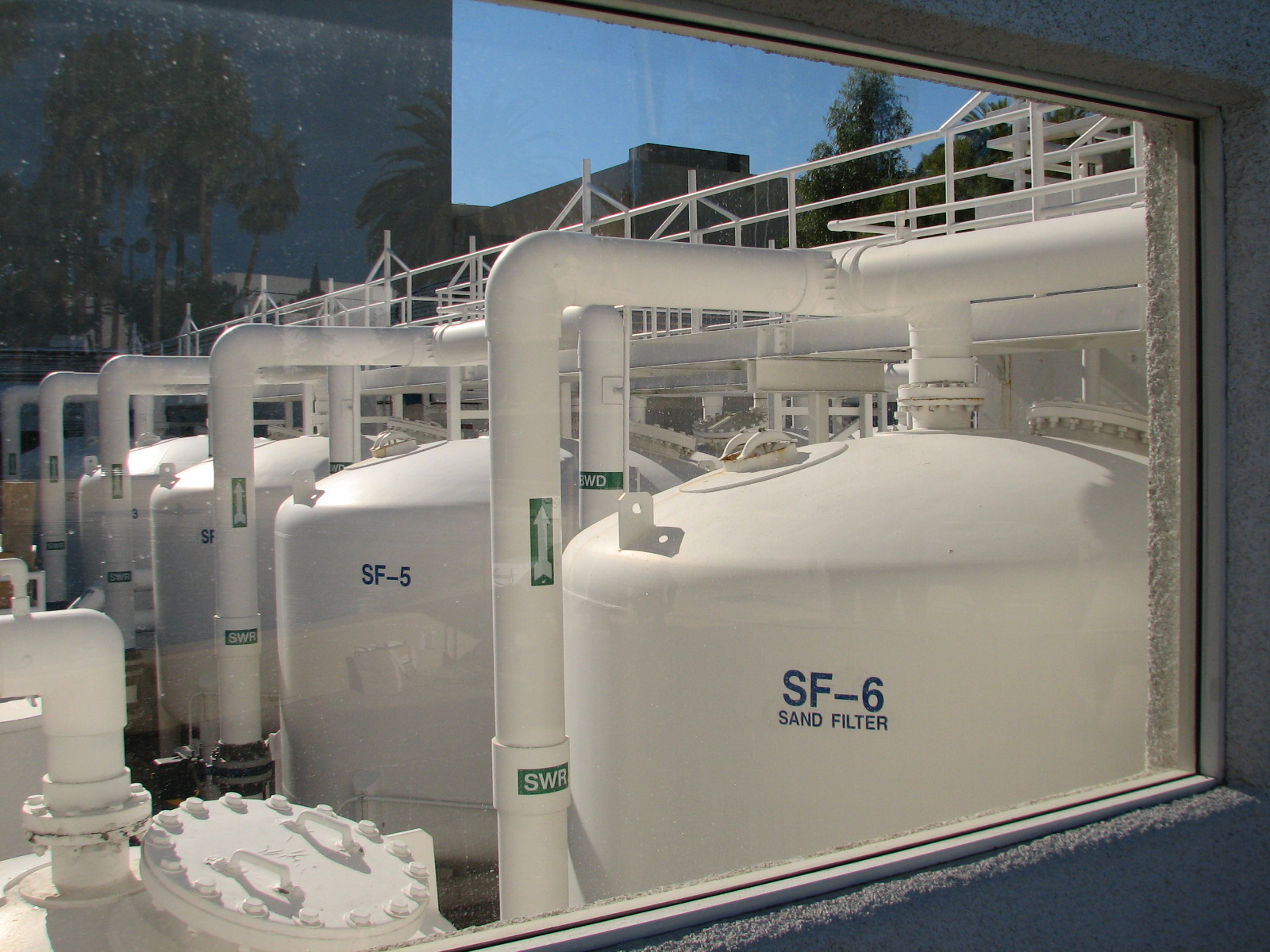 Dolphin Habitat - Life Support System