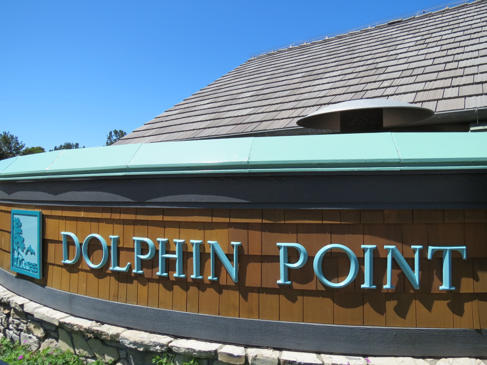 Dolphin Point - Entry Sign