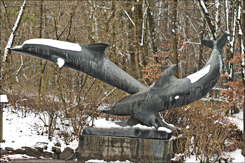 Dolphin statue in front of the former dolphinarium at Münster
