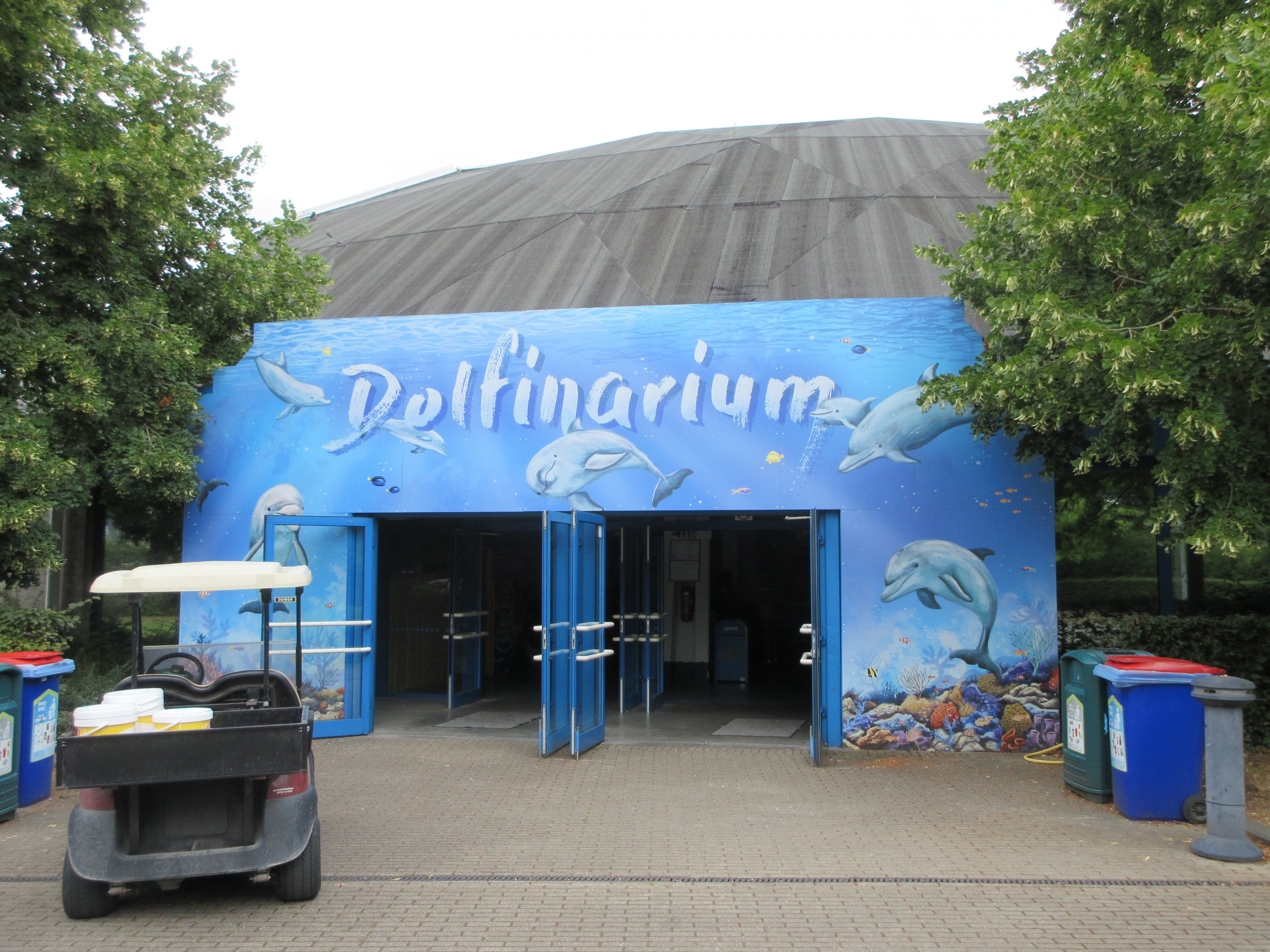 Dolphinarium (front view)