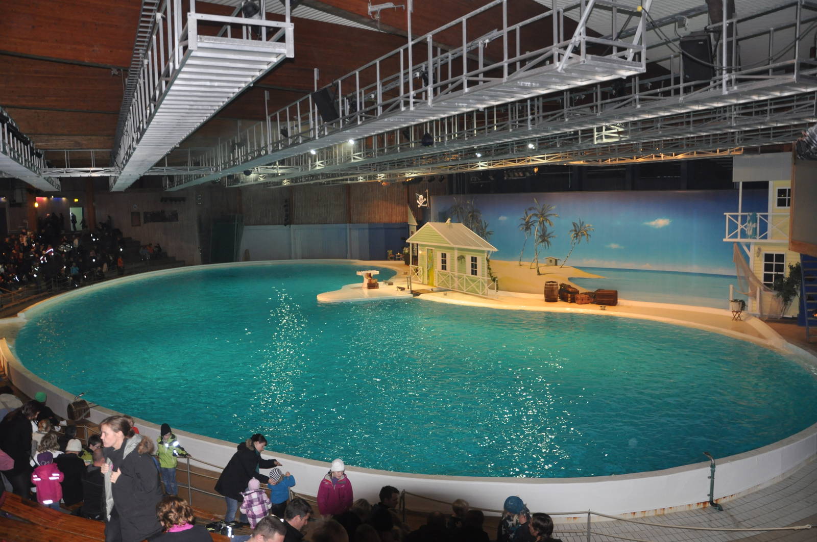 Dolphinarium -Show pool