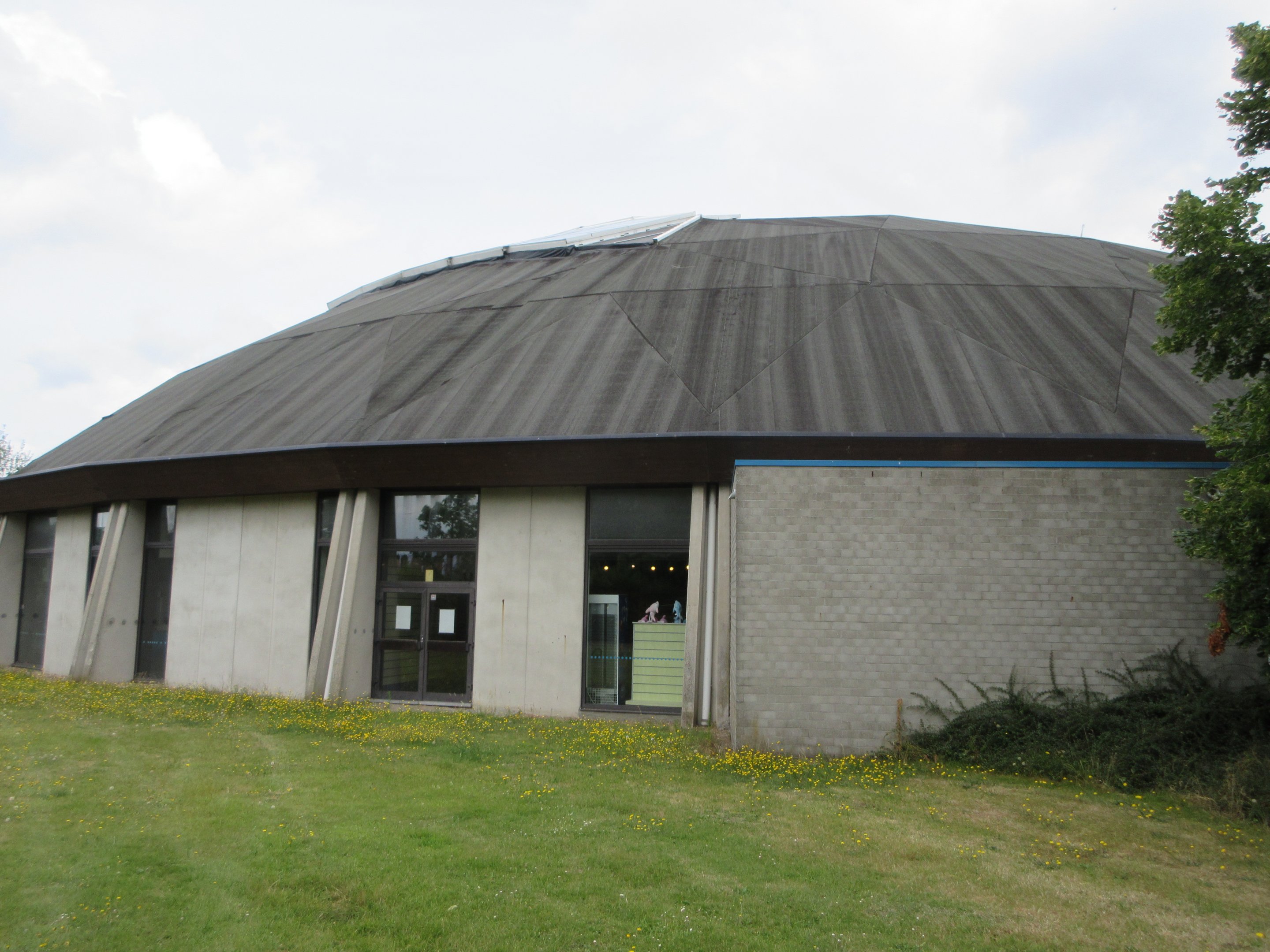 Dolphinarium (side view)