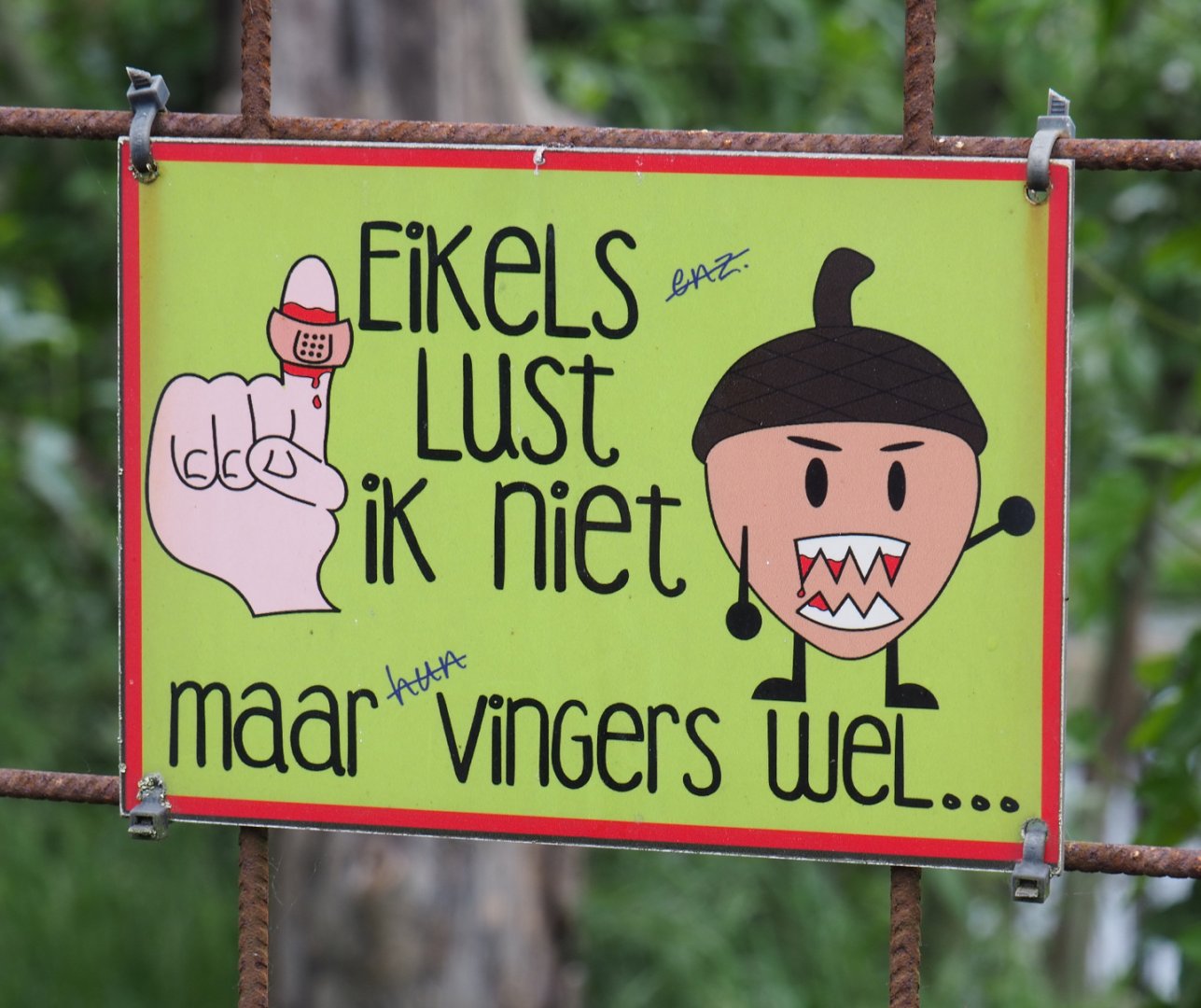 Don't touch or tease animals sign - I don't like jerks, but I do like their fingers, 2022-05-17