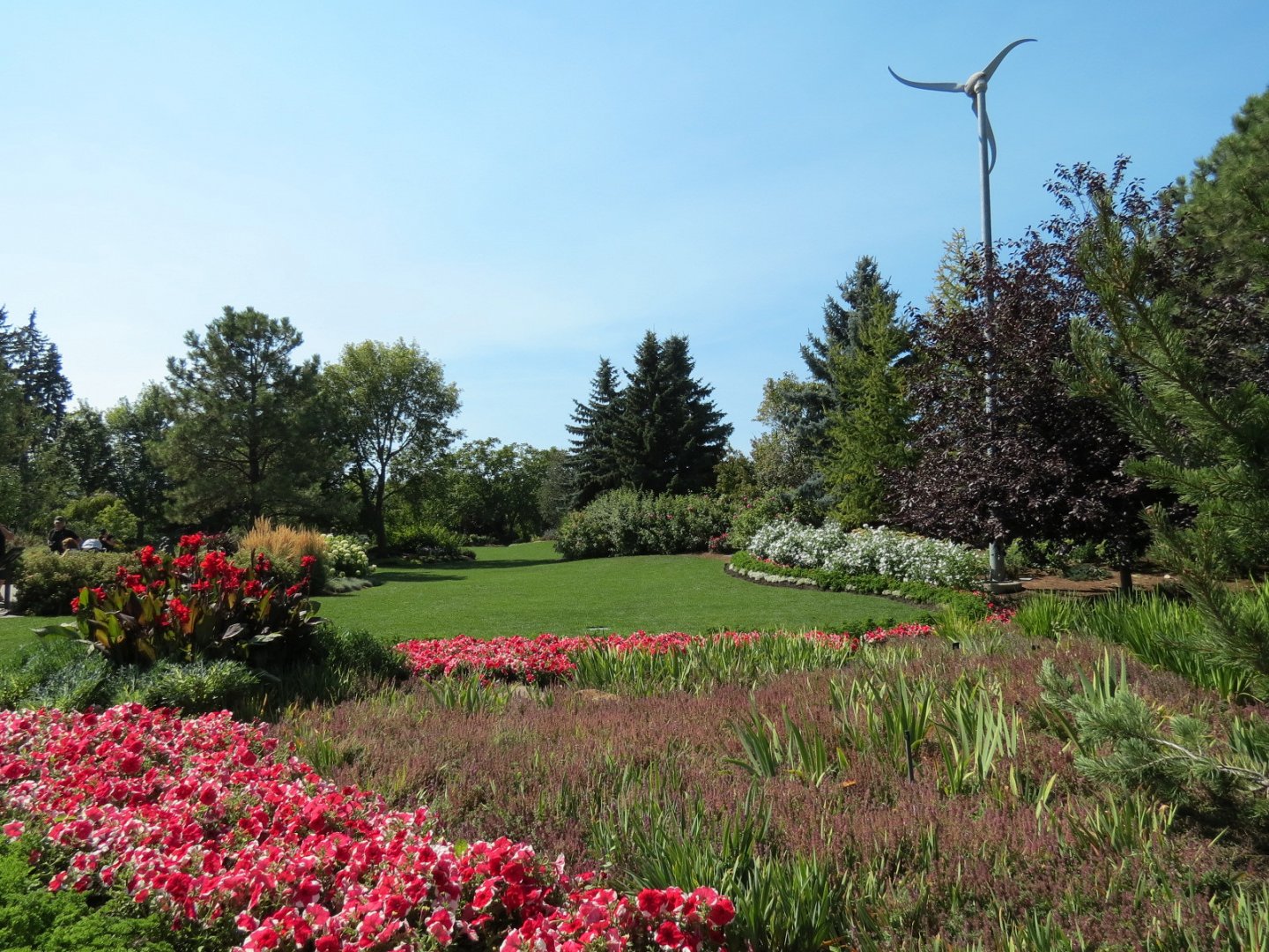 Dorothy Harvie Gardens -