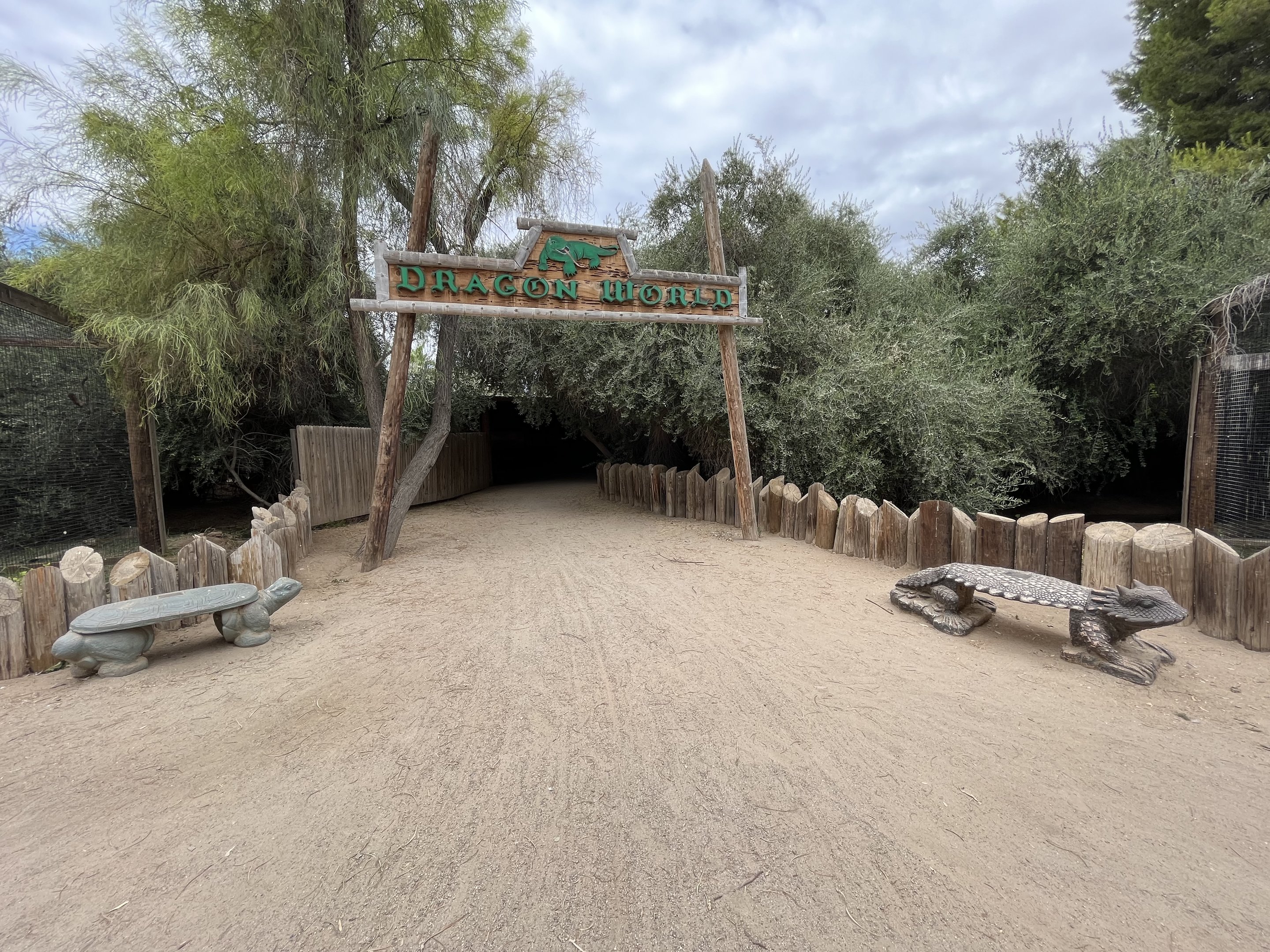 Dragon World - 19 exhibits