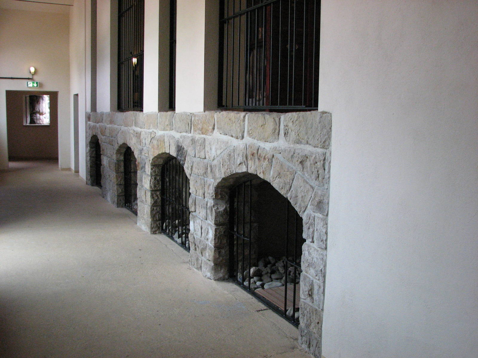 Dresden Zoo 2008 - Inside the renovated old carnivore castle