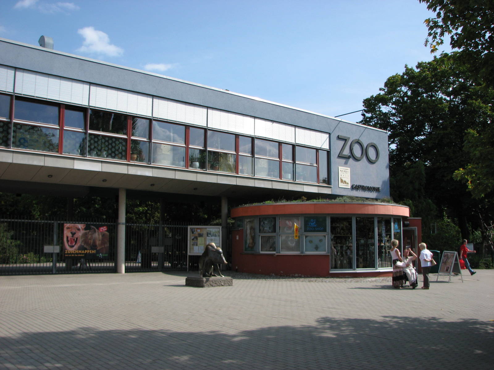 Dresden Zoo 2008 - Main zoo entrance
