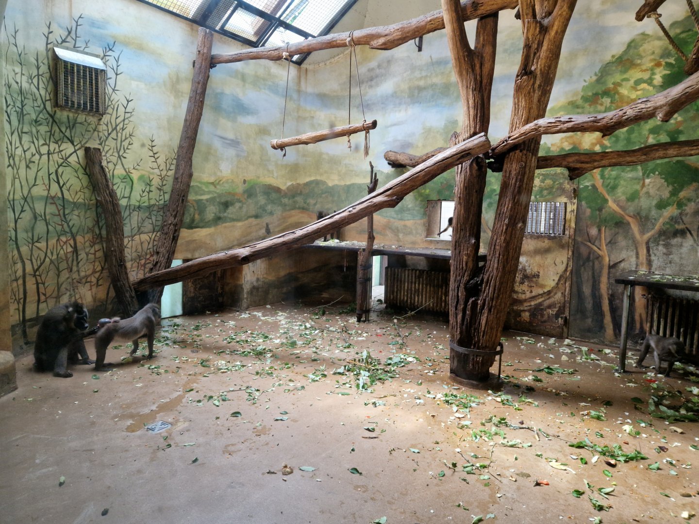 Drill indoor enclosure