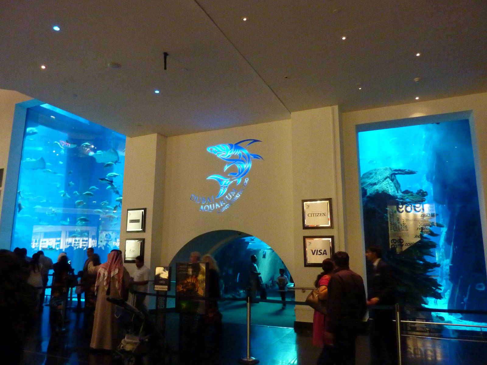 Dubai mall aquarium tunnel exit & ticket desks