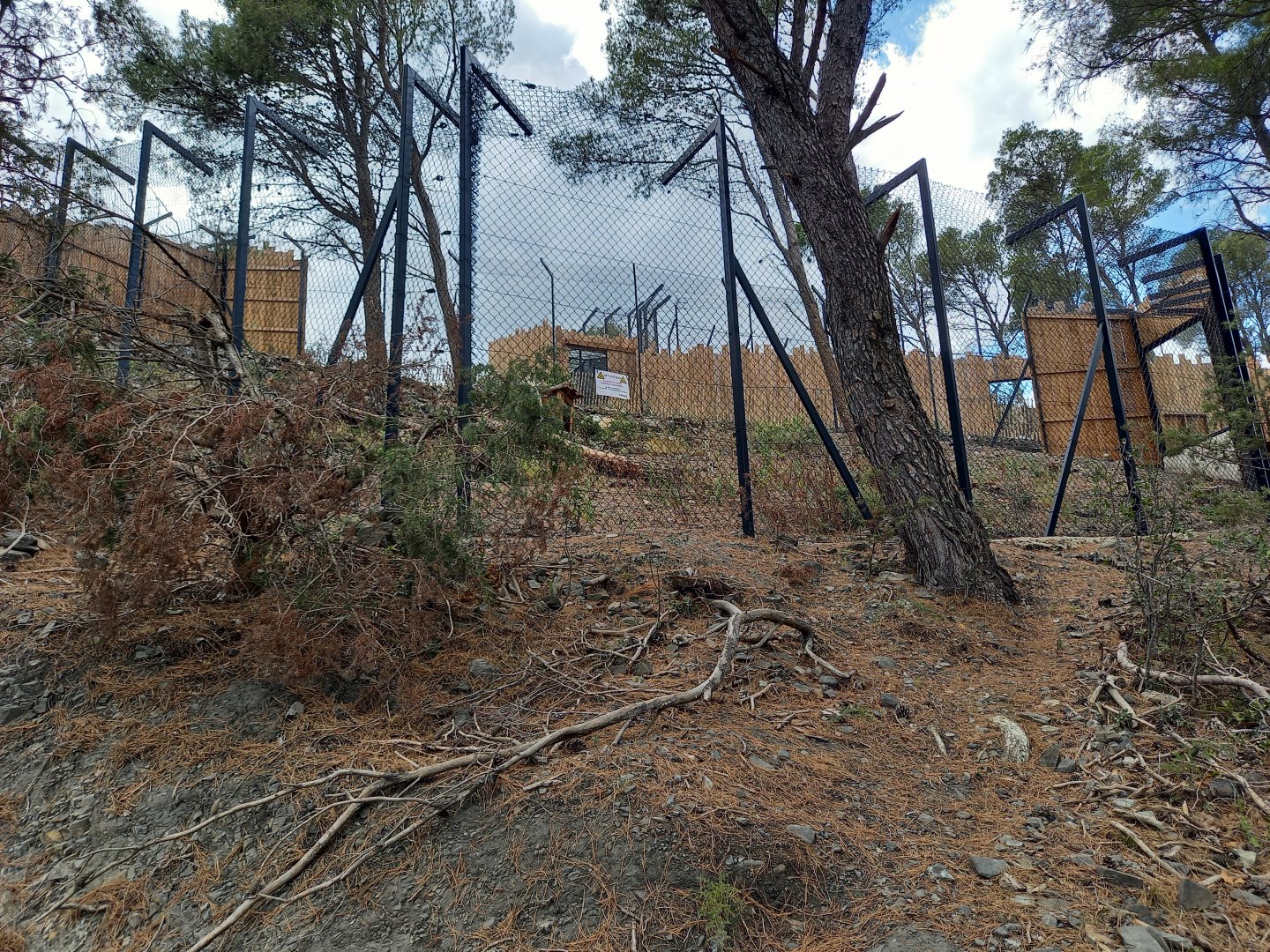 Ecozonia - Second wolverines enclosure