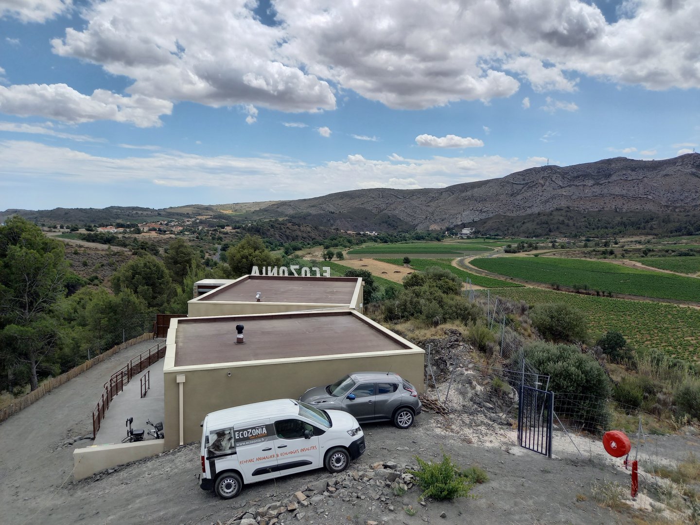 Ecozonia - View onto the valley from the park