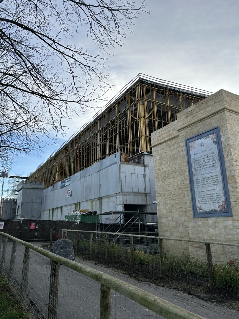 Edenya: the living sanctuary at the moment seen from the entrance