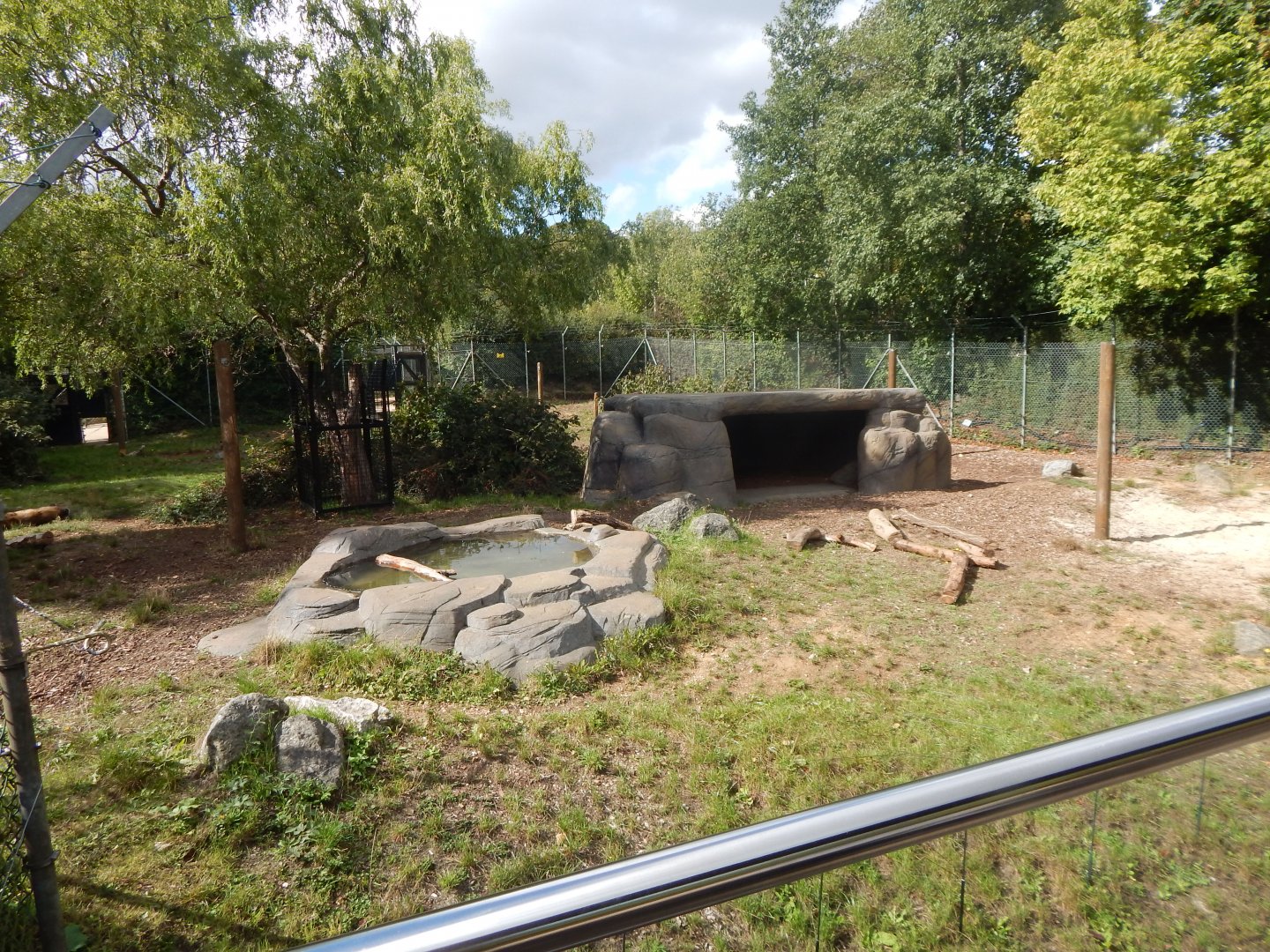 Edge of Africa - Spotted hyena enclosure 110925