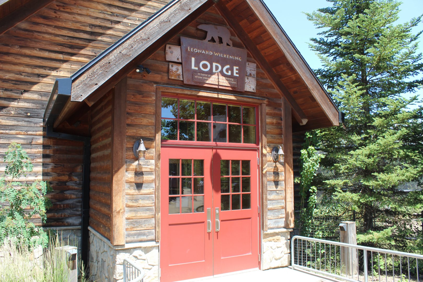 Education Lodge - Polar Bear Odyssey