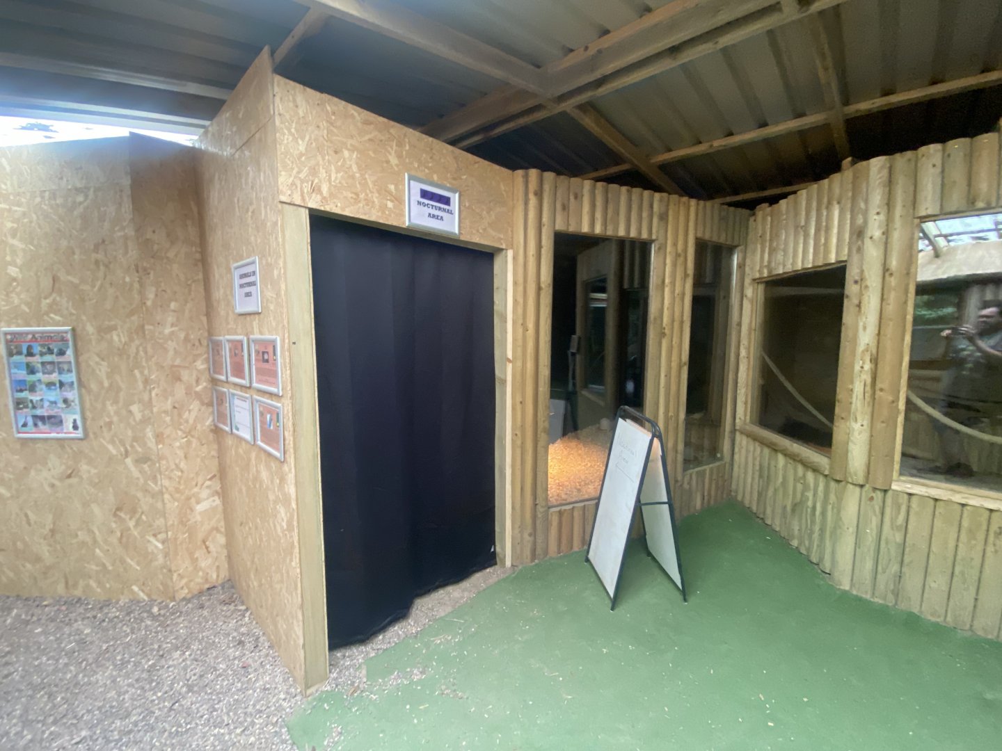 Education Station - Nocturnal area entrance 060625