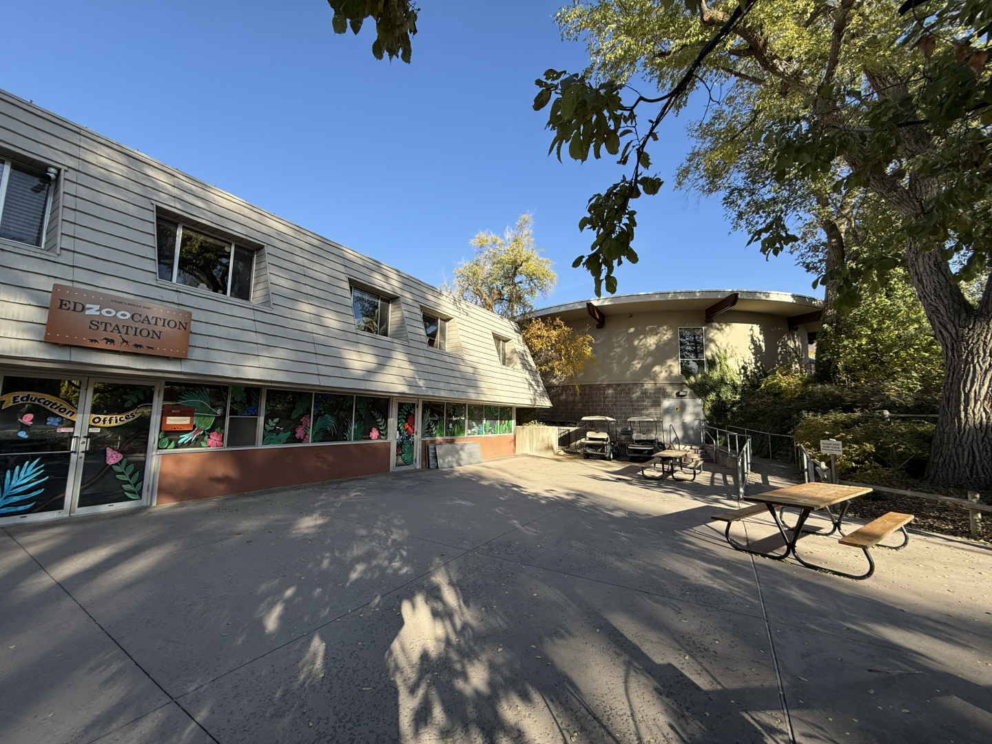 EdZoocation Station and RendeZoo Room