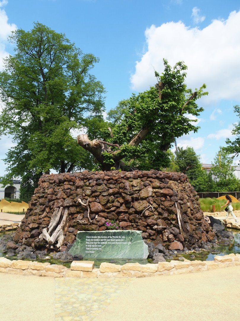 "Egg of the World" entrance area, Central "Tree of life", 2023-05-16
