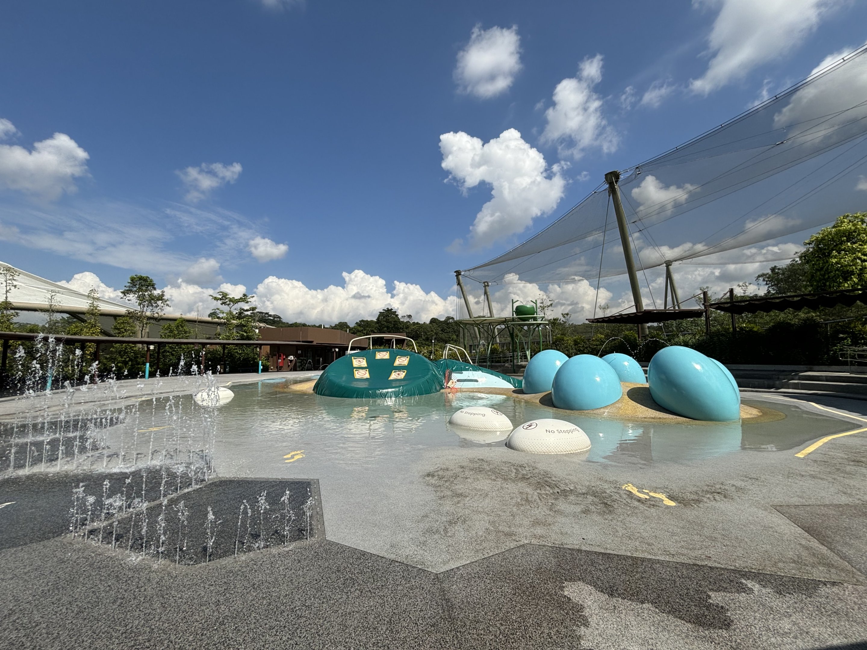 Egg Splash Zone - play area