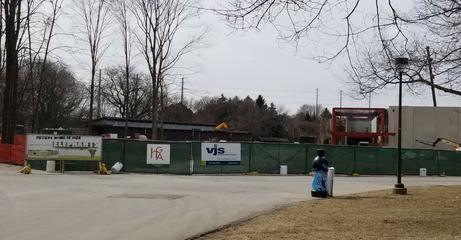 Elephant and Hoofstock Barn