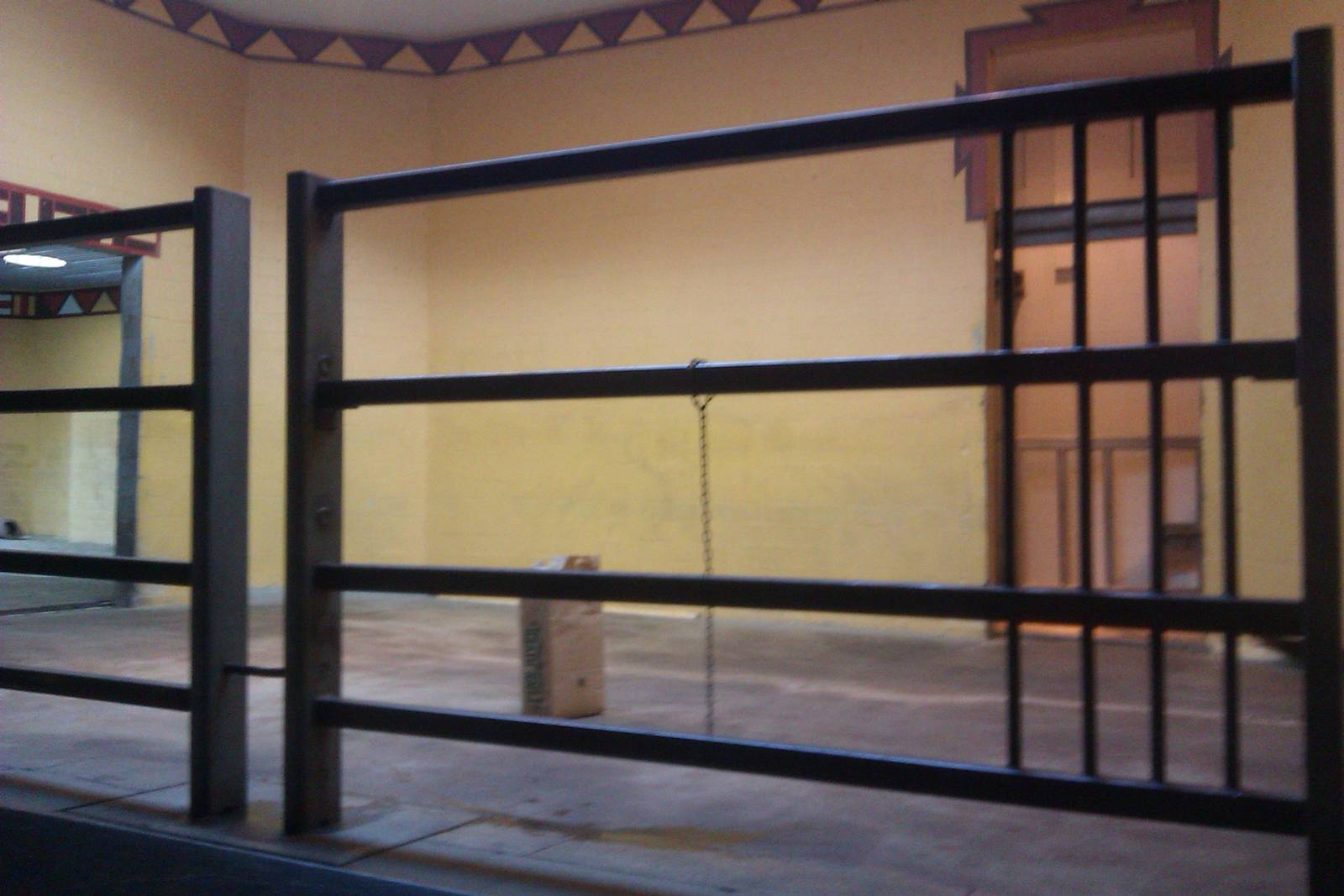 elephant barn second viewing