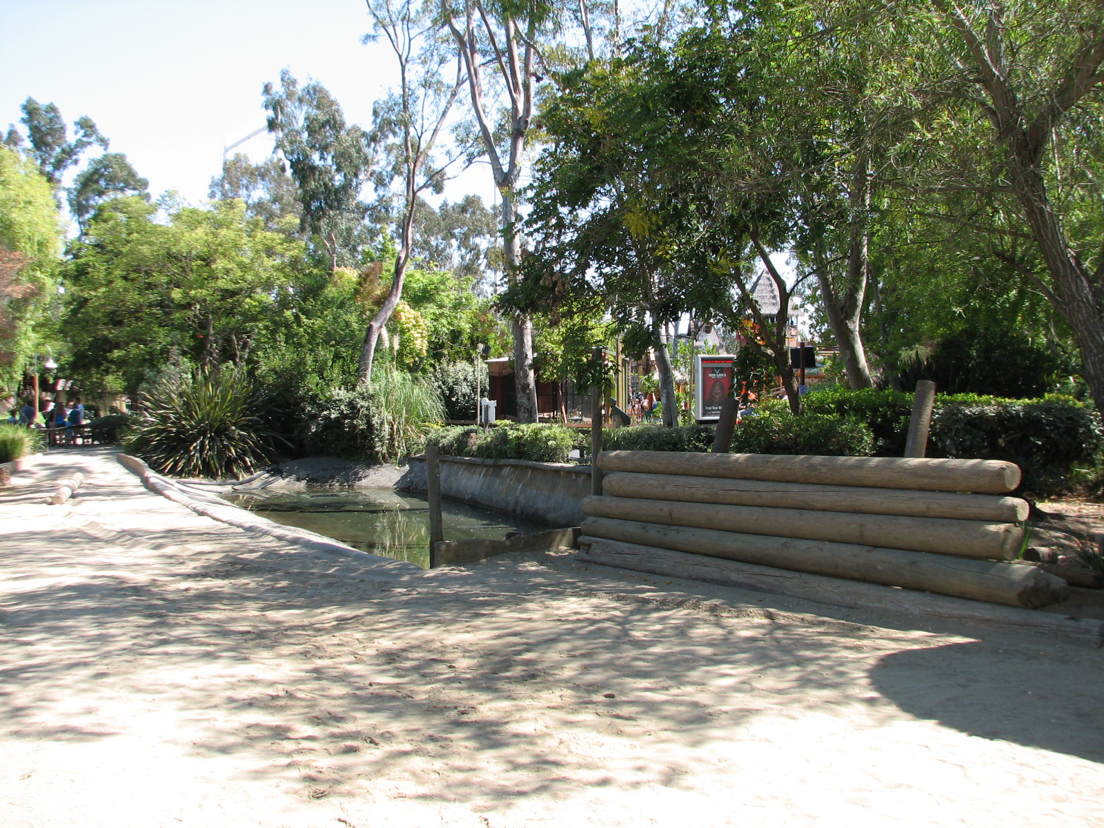 Elephant Encounter - Demonstration Yard