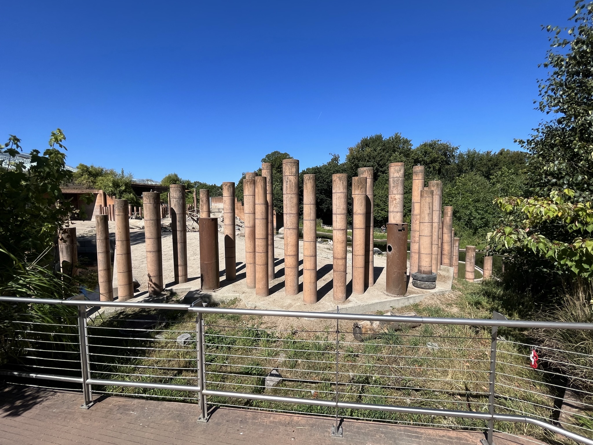 Elephant Exhibit Viewpoint- ugh!